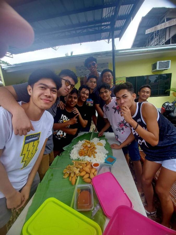 Cheri Backpackers