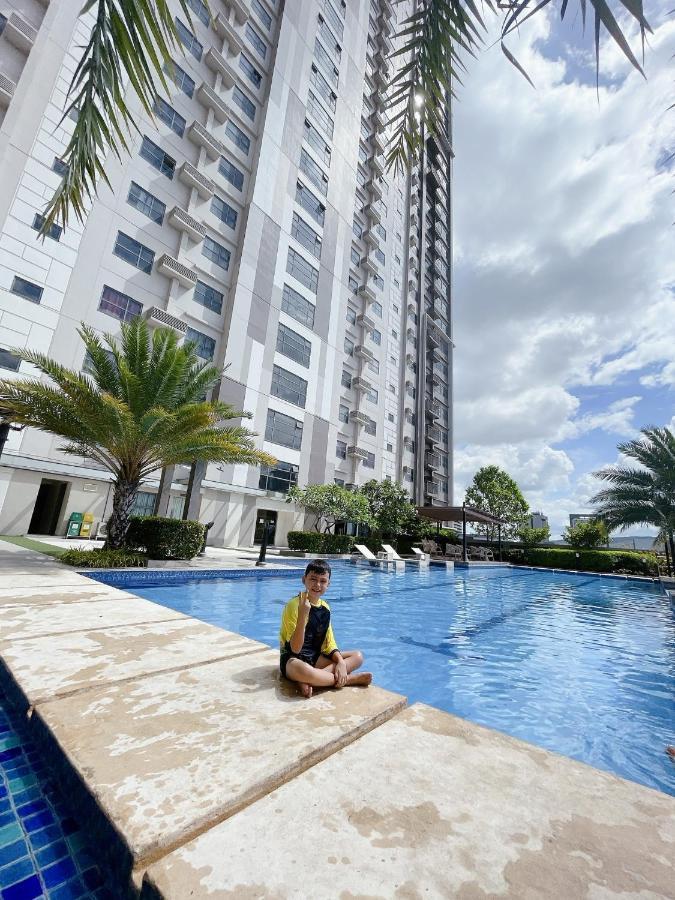 The Tallest Building In Horizons 101 Apartment Cebu