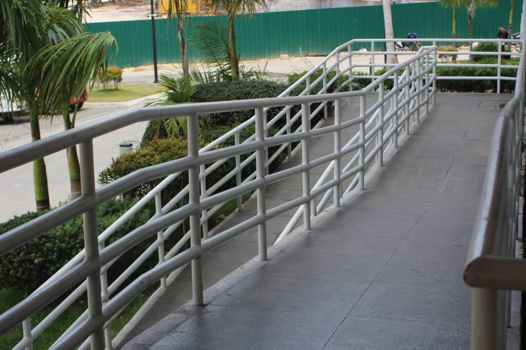 Apartamento Antonio's Place, 3 Mins To Mactan Airport, Fast Internet With Netflix