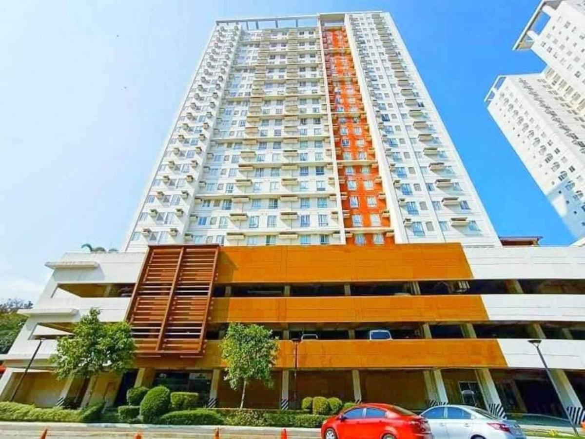 Apartment 2br Unit In It Park