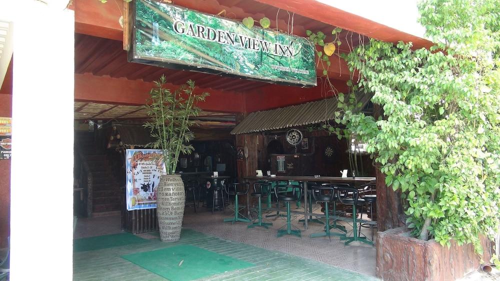 bahay-panuluyan Mb's Garden