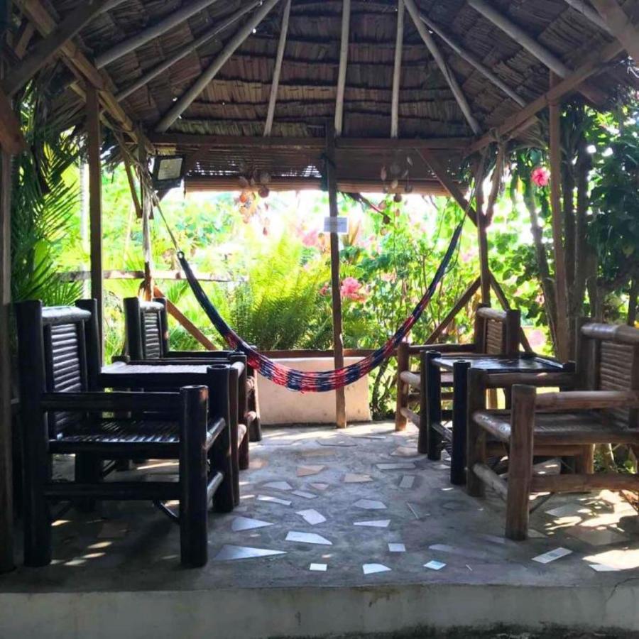 Bahay bakasyunan Gerty's Tourist Powered By Cocotel Moalboal