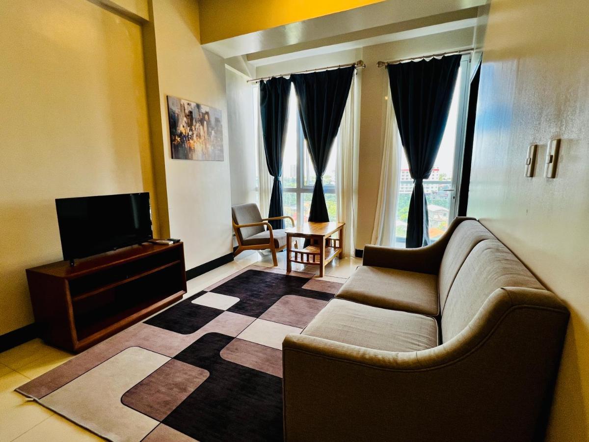 1br Mactan New Town Ocean View, Free Pool, Free Beach, Near Airport *