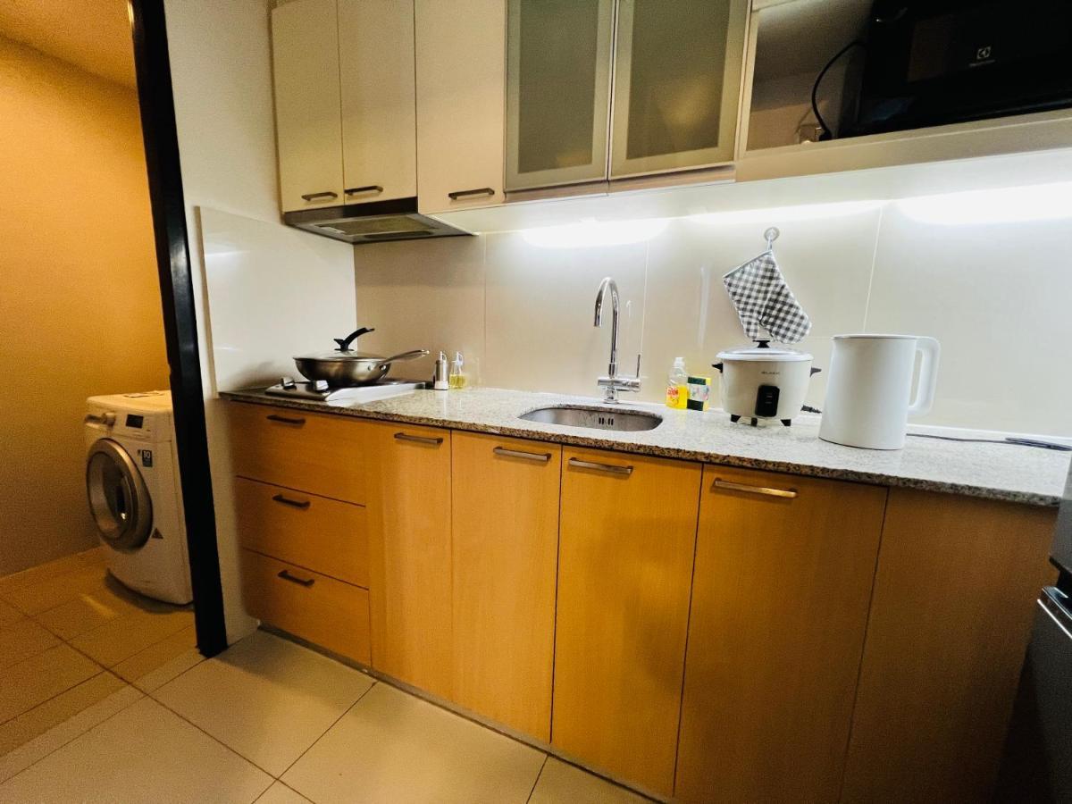 1br Mactan New Town Ocean View, Free Pool, Free Beach, Near Airport * Punta Engano (Mactan)