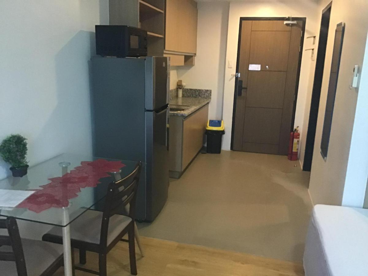 Holiday home Oceanfront At Arterra, Fast Wifi, Nflix, Kitchen- D Or F Lapu-Lapu City