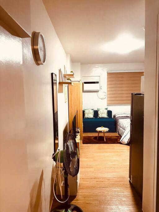 Symfoni Nichols: Harmonious Apartment