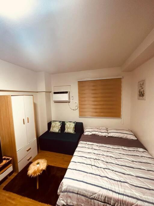 Symfoni Nichols: Harmonious Apartment