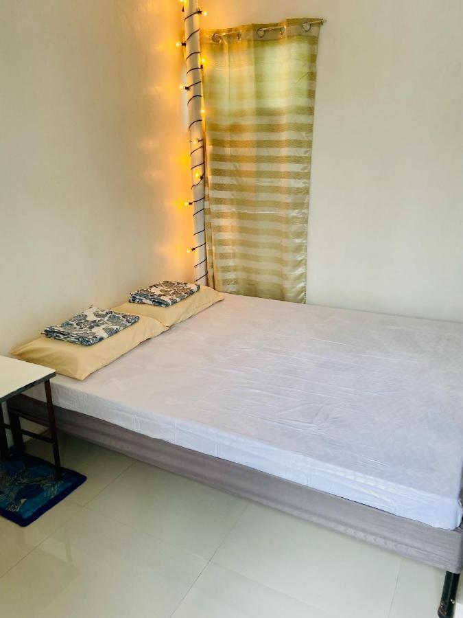 Babu Backpackers Albergue *