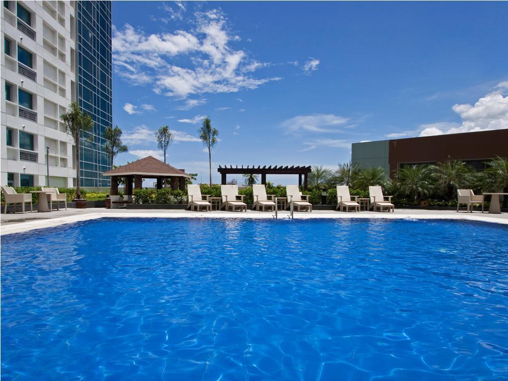 Quest & Conference Center Hotel Cebu