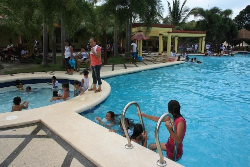 Hagnaya And Restaurant Hotel San Remigio (Cebu)