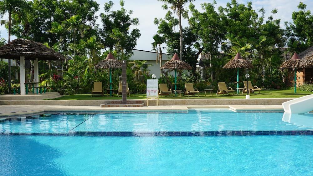 Marcosas Resort