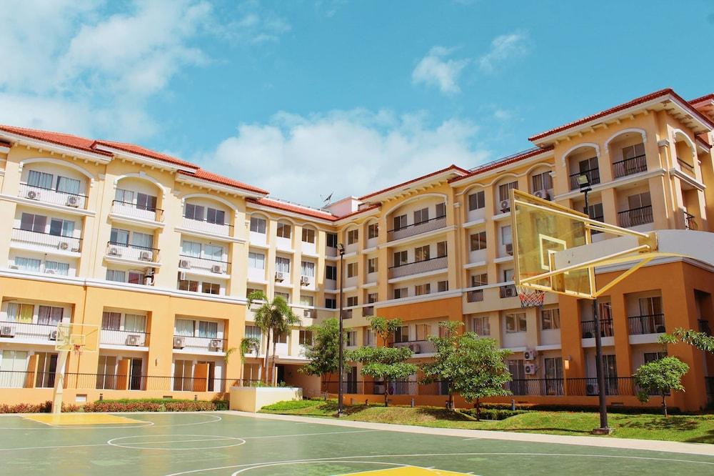 Hotel 2 Bedroom At San Remo Oasis Near Sm Seaside 3*
