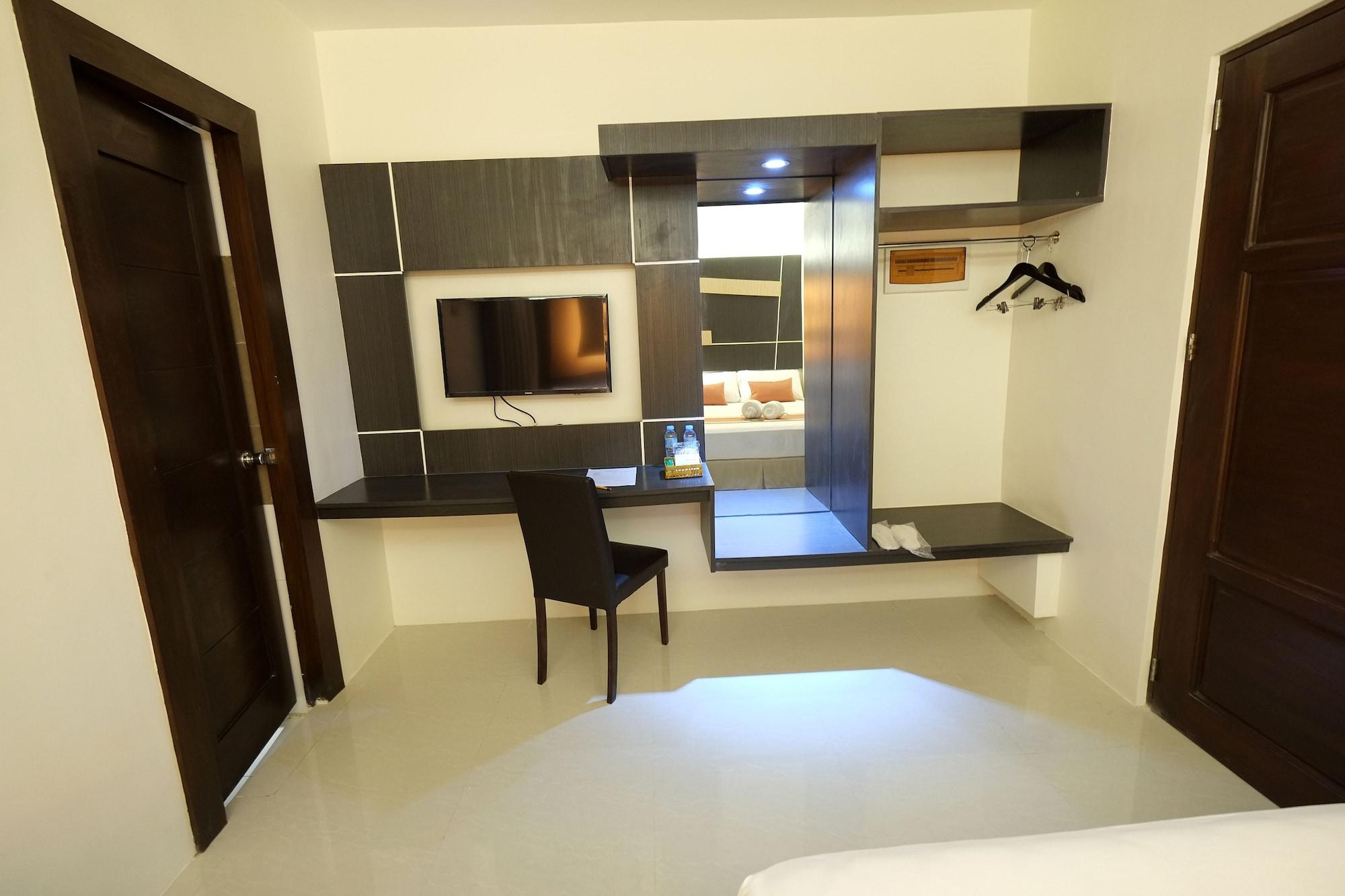 Southpole Hotel 3*