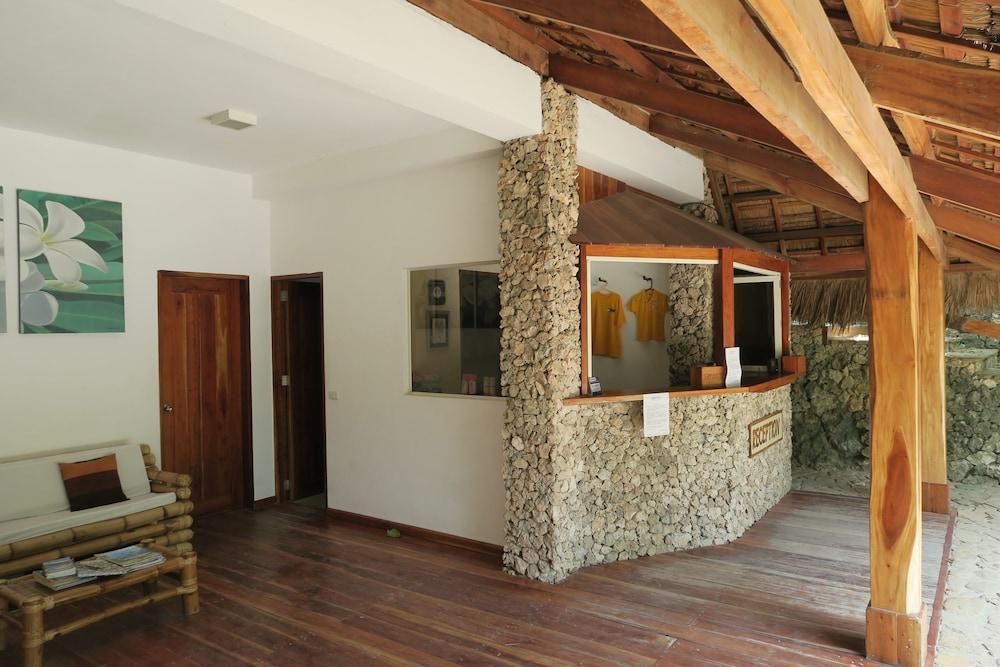 Tepanee Resort