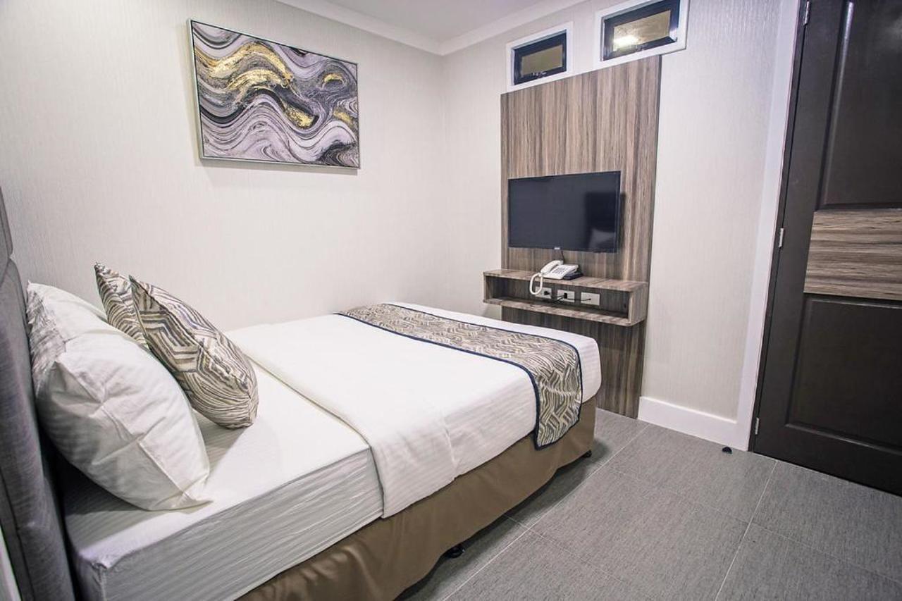 Anika 2* Cebu