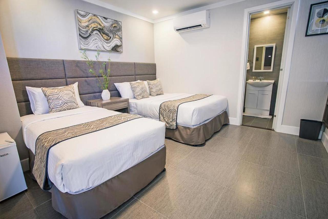 Anika Hotel