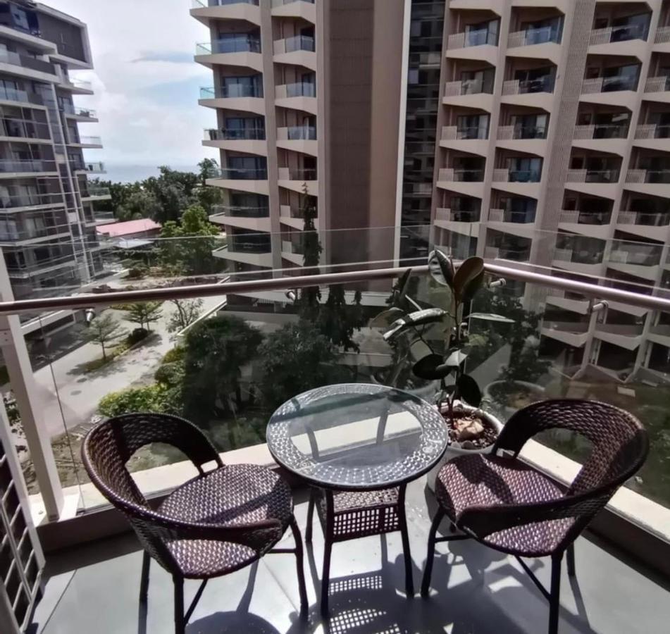 Apartment Tambuli Seaside Living Staycation *