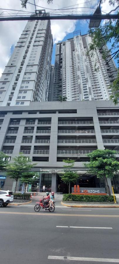 Apartment 1 Bedroom Rudrose At Horizons 101 Cebu,
