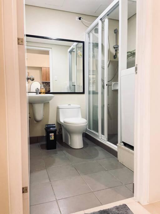Modern Comfort At Avida Riala * Cebu