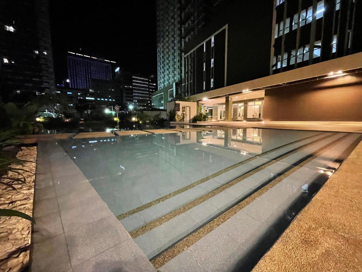 Aparthotel In It Park With Pool & Netflix *