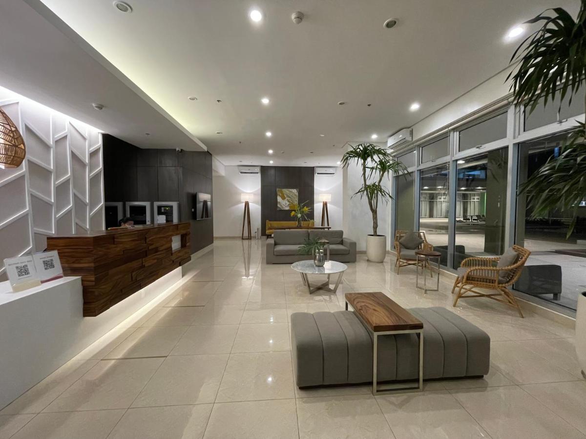 In It Park With Pool & Netflix Aparthotel Cebu