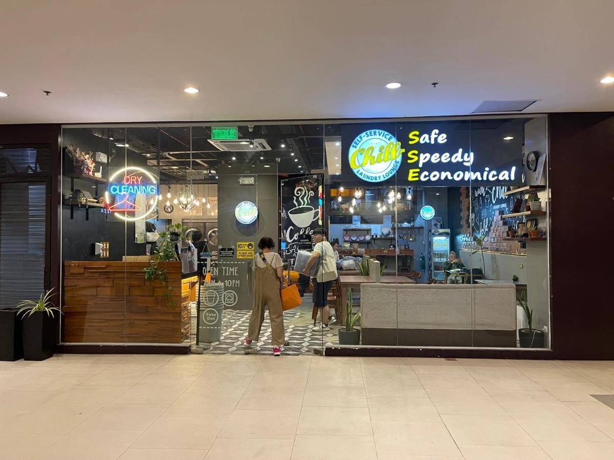Aparthotel In It Park With Pool & Netflix Cebu