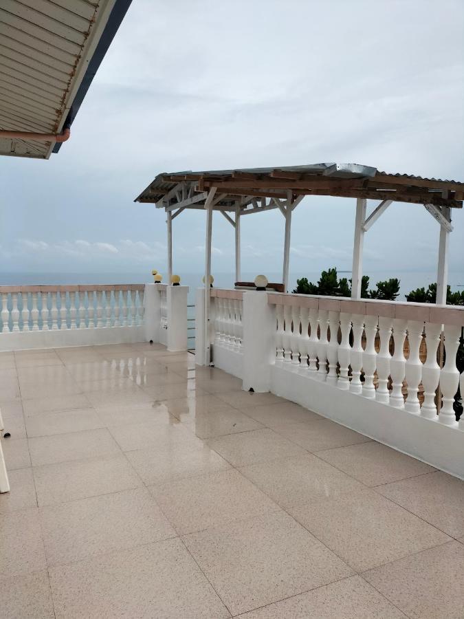 The Cronin Resort