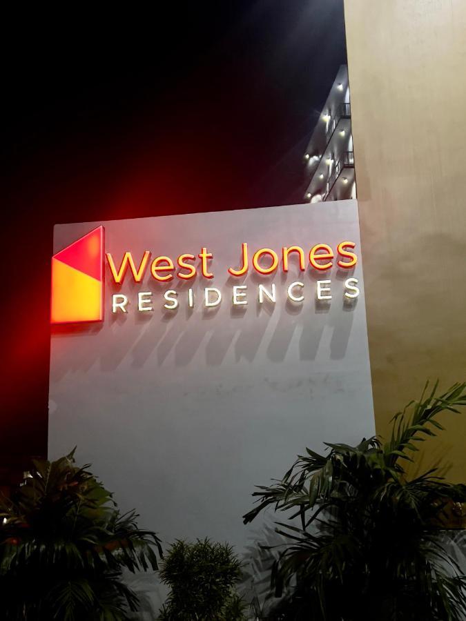 Downtown Cozy At West Jones Residences Apartment *