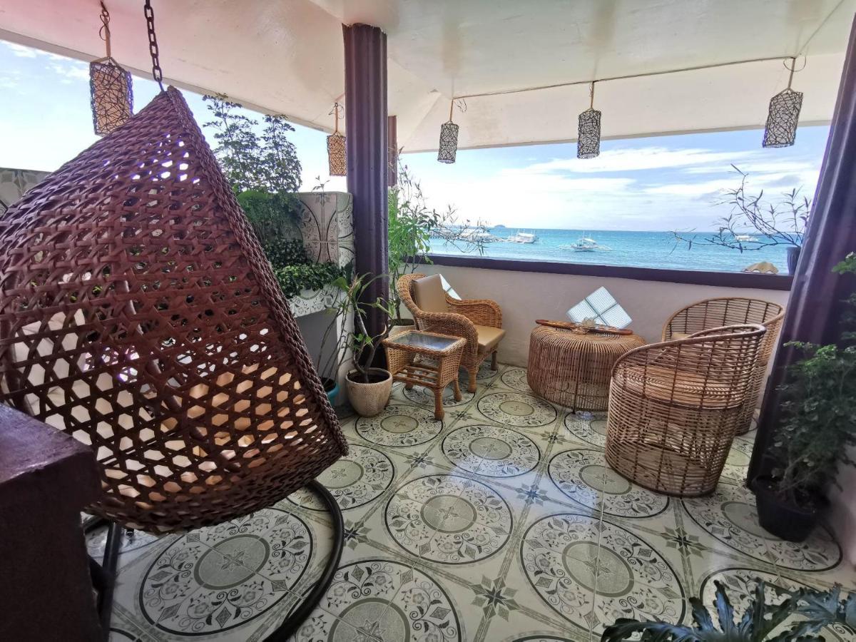 Seaside Hostel *