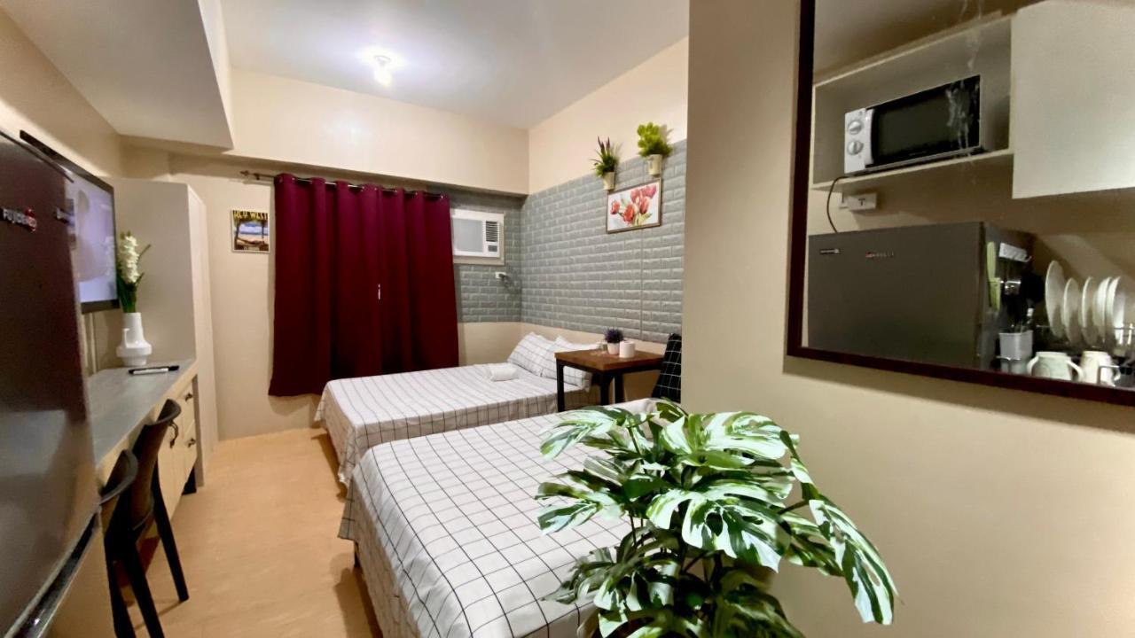 Affordable In Just Across Sm Mall Aparthotel Cebu