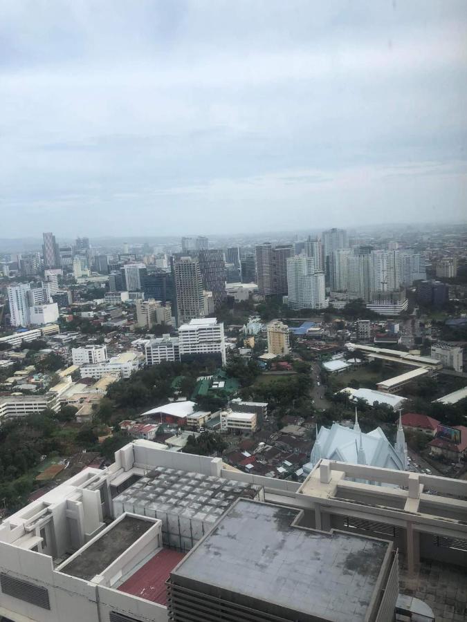 Jojies Crib Horizons101 One Bedroom Penthouse Cebu