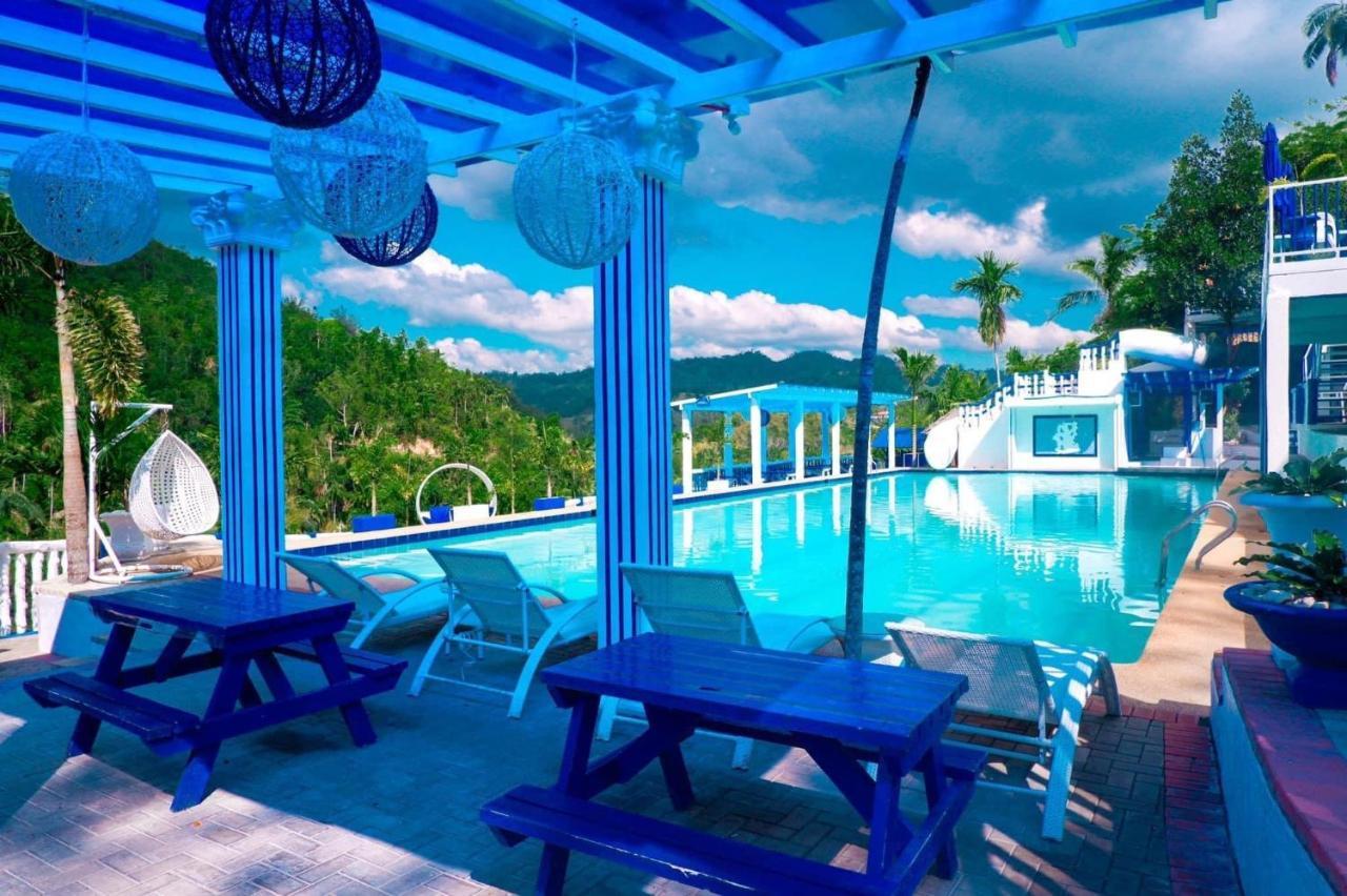 Resort Little Santorini Mountain Cotcot