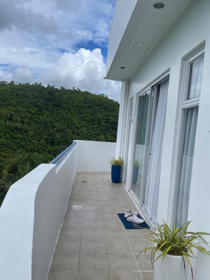 Little Santorini Mountain Resort Cotcot