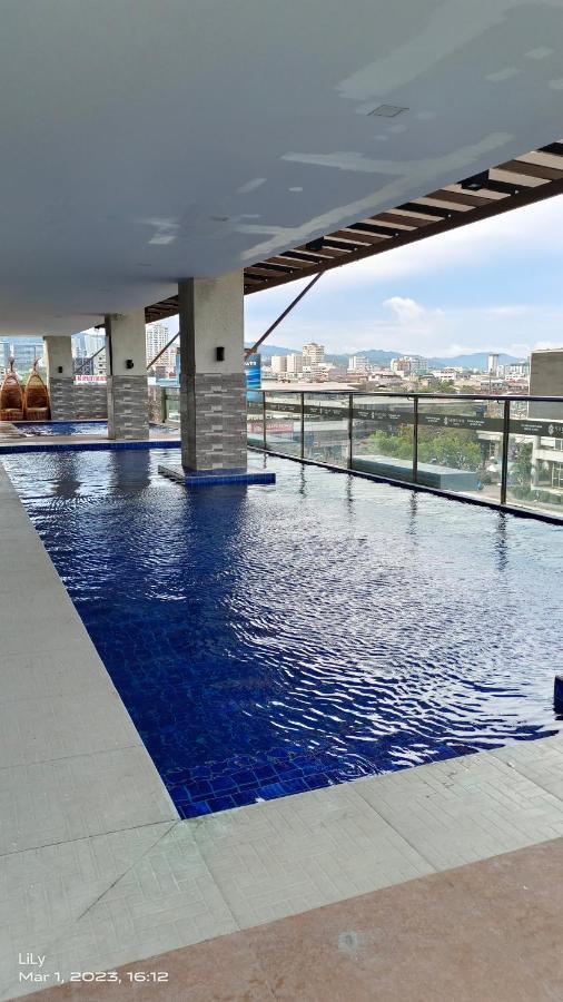 Sunvida Tower, Across Sm Cebu *