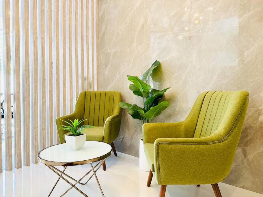 Mangrove Residences Mactan Aparthotel