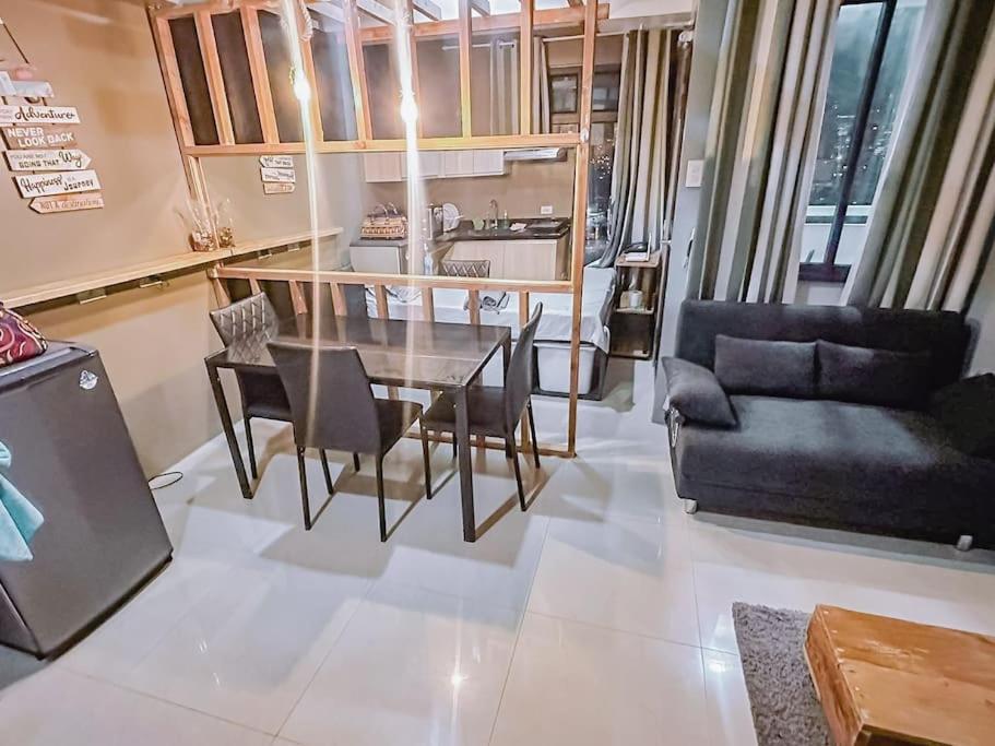 Chillhauz W/pool & Wifi Apartment