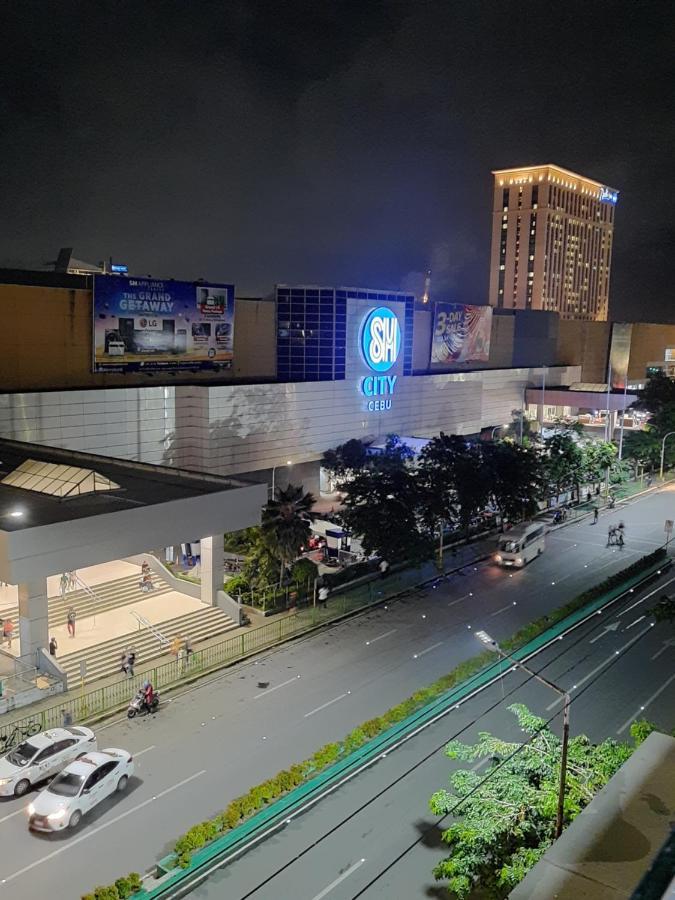 1809 Sunvida Tower Across Sm Homestay *