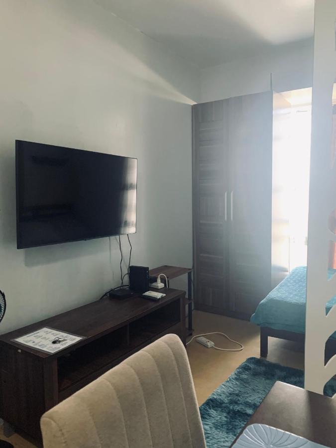 In Avida Tower It Park , Lahug City, Fully Furnished Aparthotel