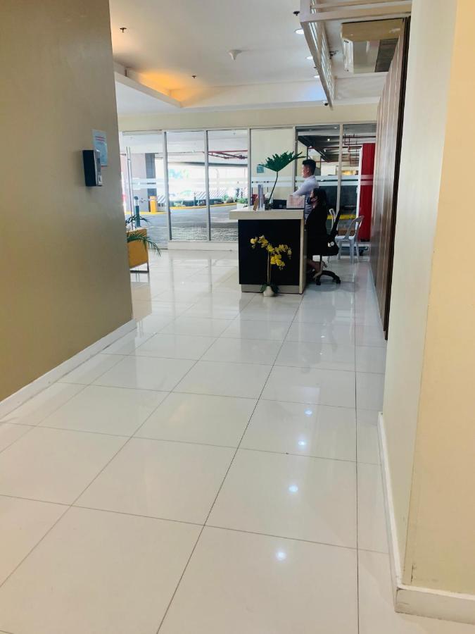 Aparthotel In Avida Tower It Park , Lahug City, Fully Furnished *