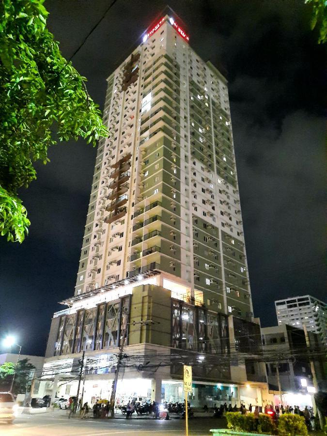 1809 Sunvida Tower Across Sm Homestay *