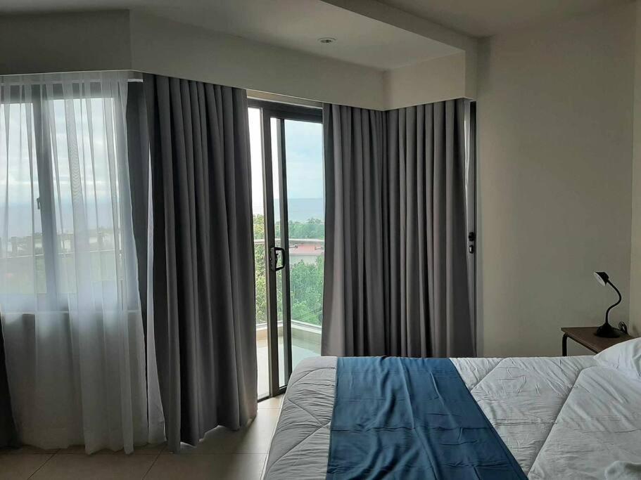 The 8th Floor Ocean View At Tambuli *