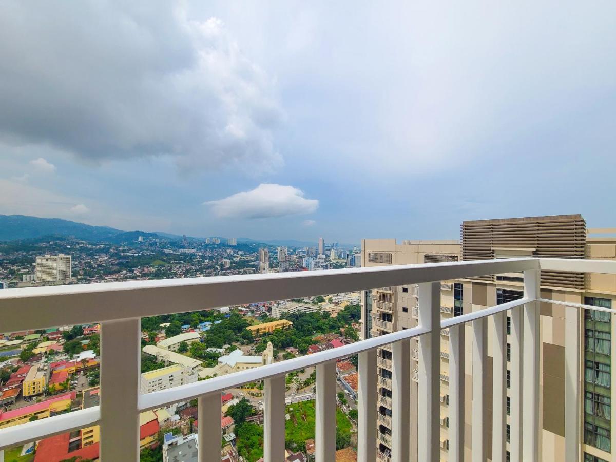 1 Bedroom Suite-city View-horizons Aparthotel Cebu