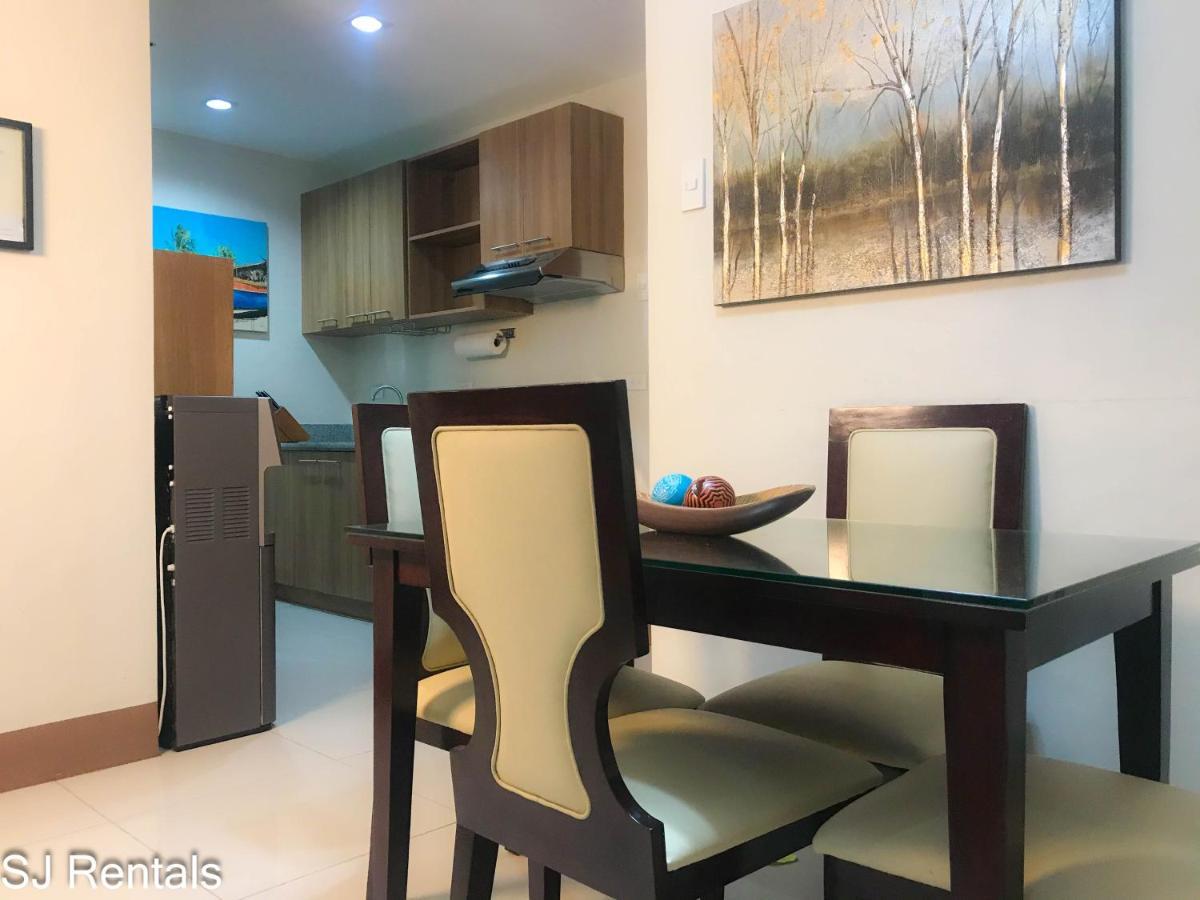 Aparthotel 2 Bedroom @ Midpoint Residences W/ View Mandaue City