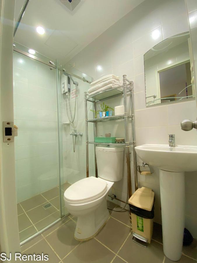 2 Bedroom @ Midpoint Residences W/ View Aparthotel