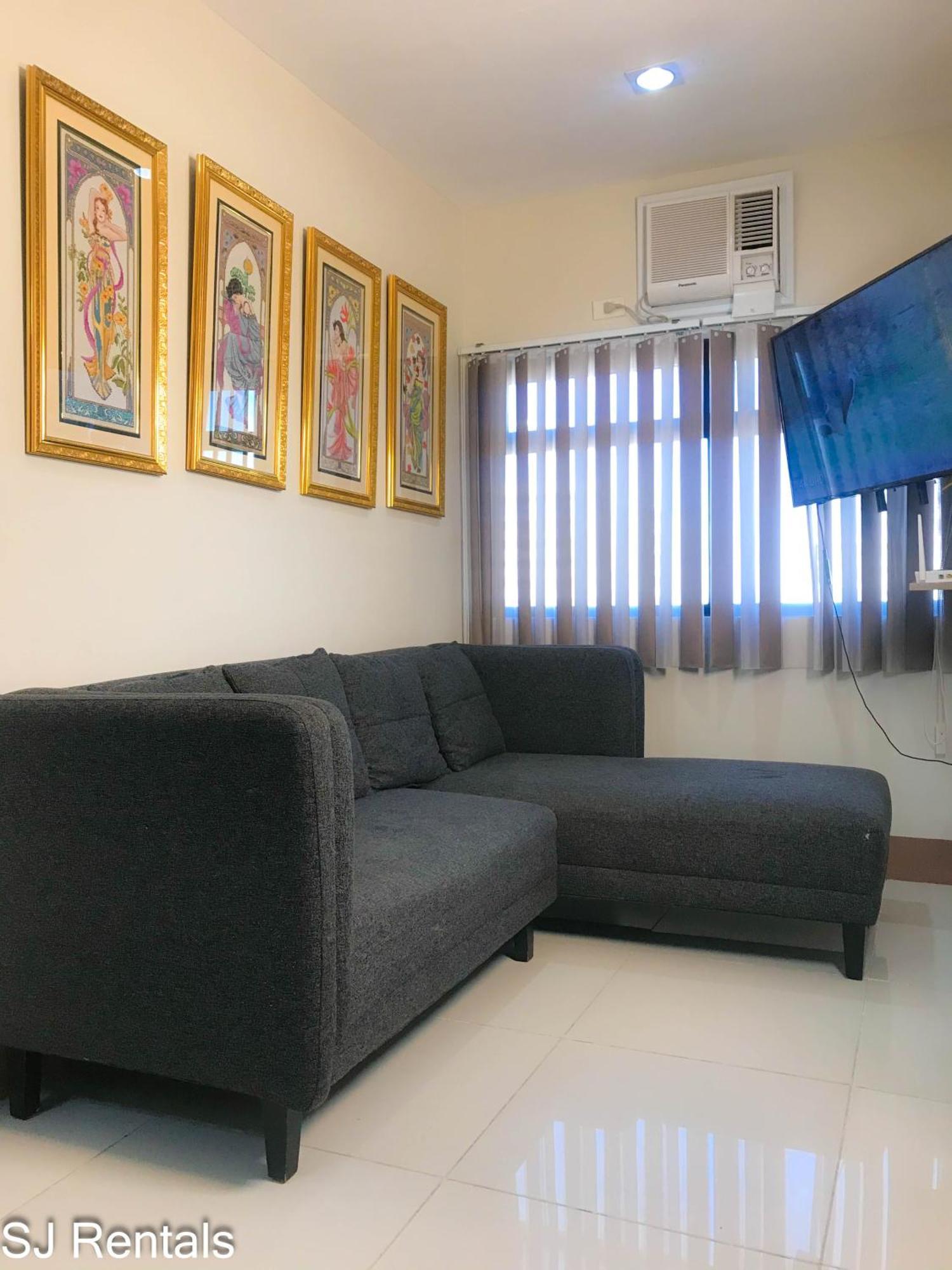 2 Bedroom @ Midpoint Residences W/ View Aparthotel *