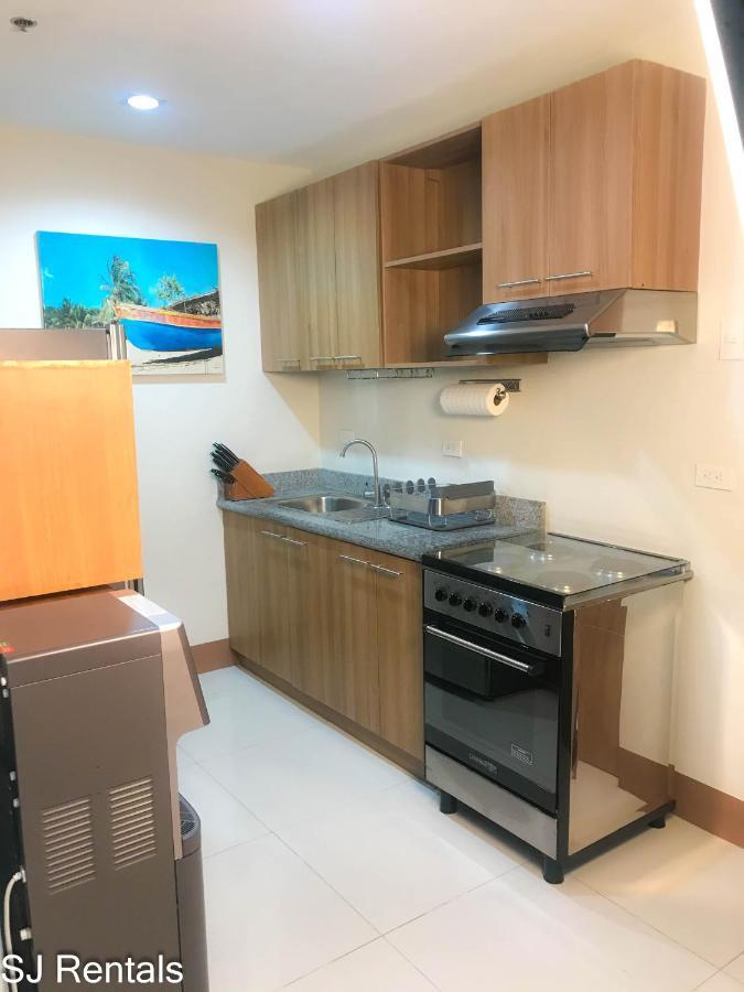 Aparthotel 2 Bedroom @ Midpoint Residences W/ View