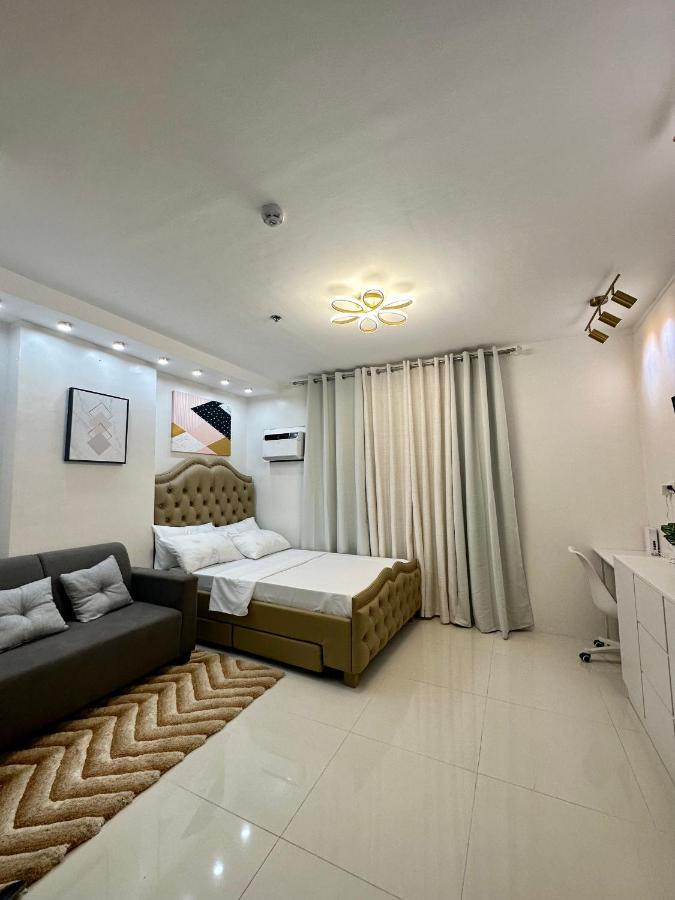 Bamboo Bay With Wifi & Pool Condotel * Mandaue City