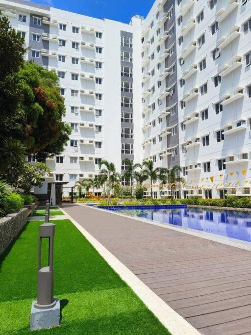 Apartment Platform 361
