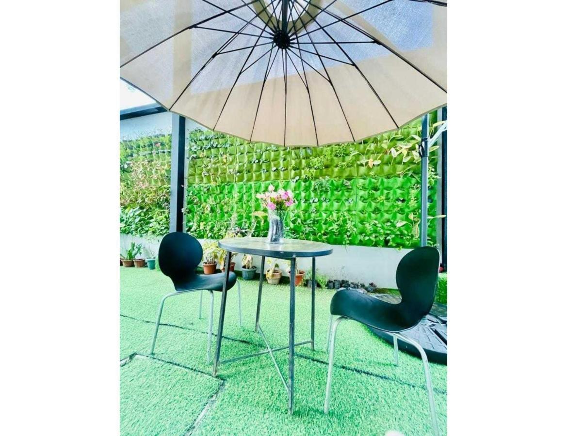 Hotel Oyo 1008 Armond 3*