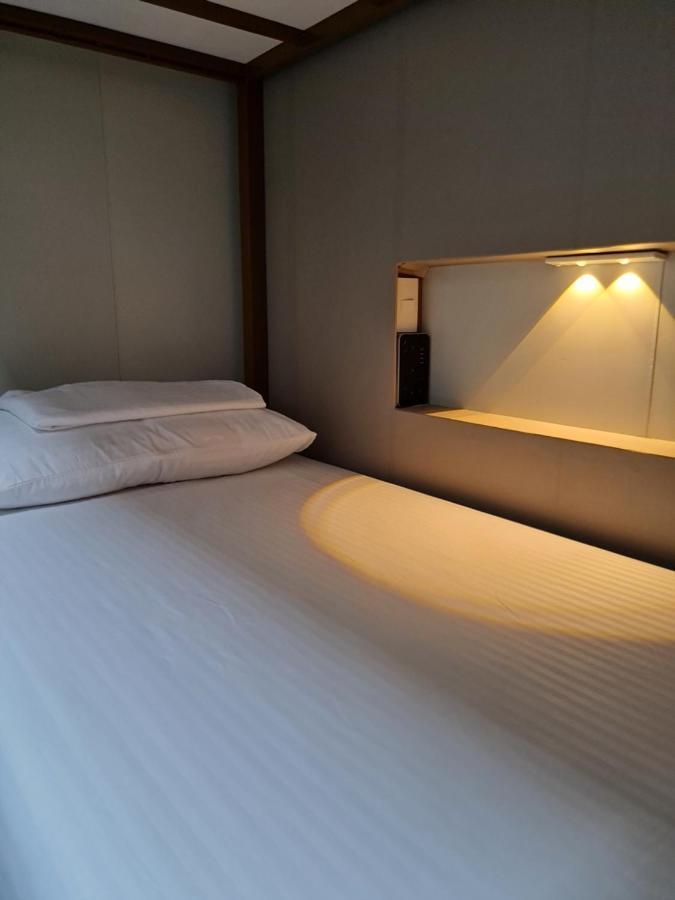 Hostel Ooni *